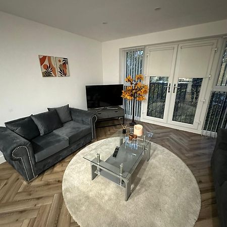 ברמינגהאם Brand New Modern Luxurious Apartment Near The City מראה חיצוני תמונה