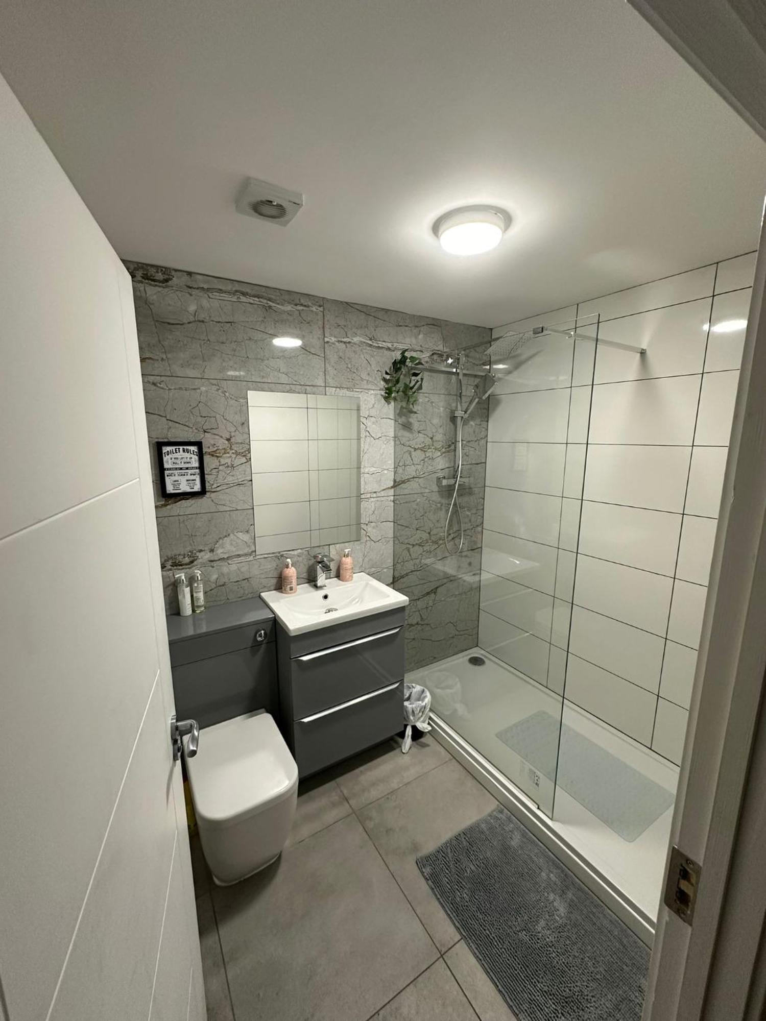 ברמינגהאם Brand New Modern Luxurious Apartment Near The City מראה חיצוני תמונה